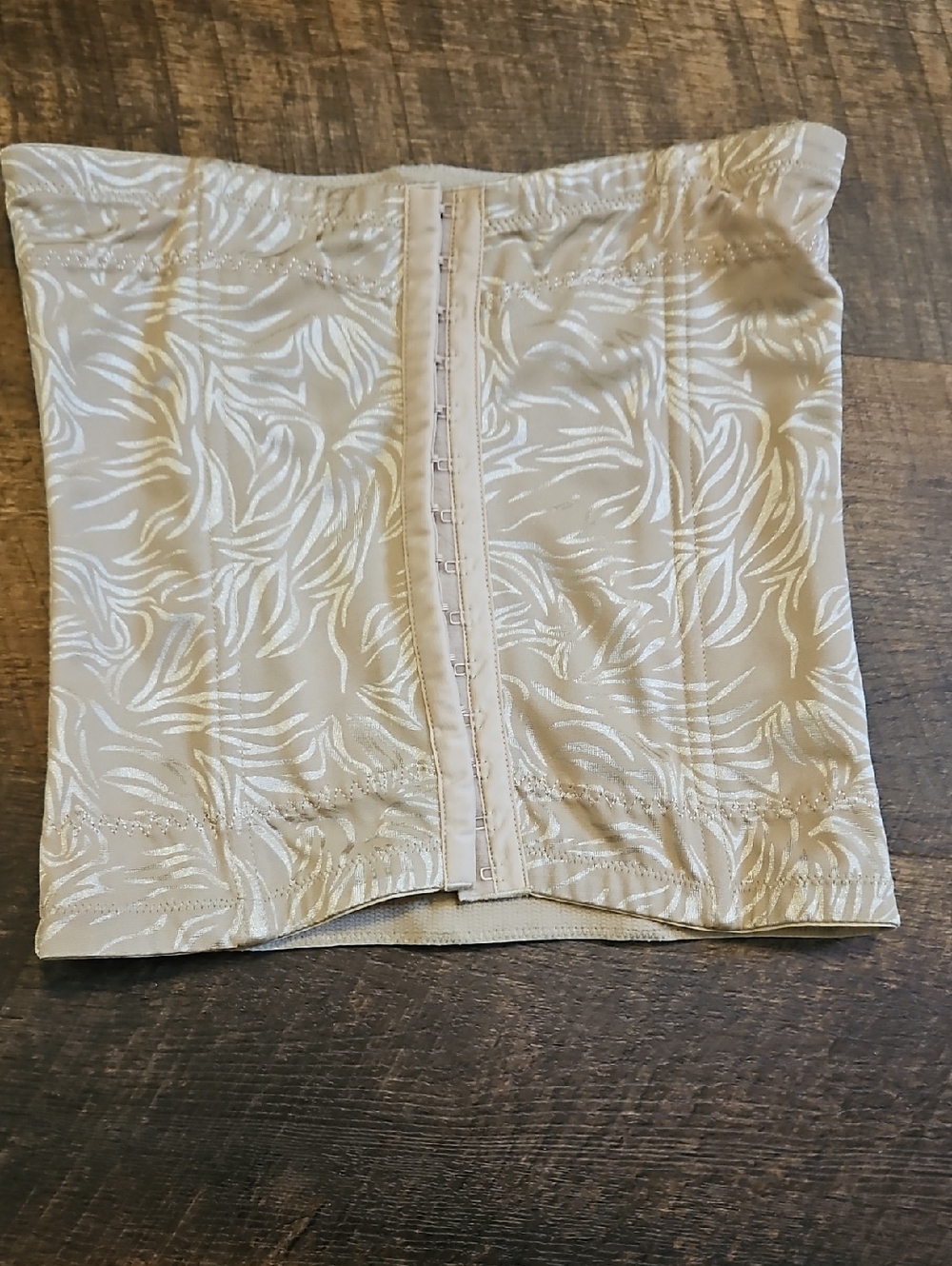Maidenform Flexees waist nipper in a nude zebra print pattern
